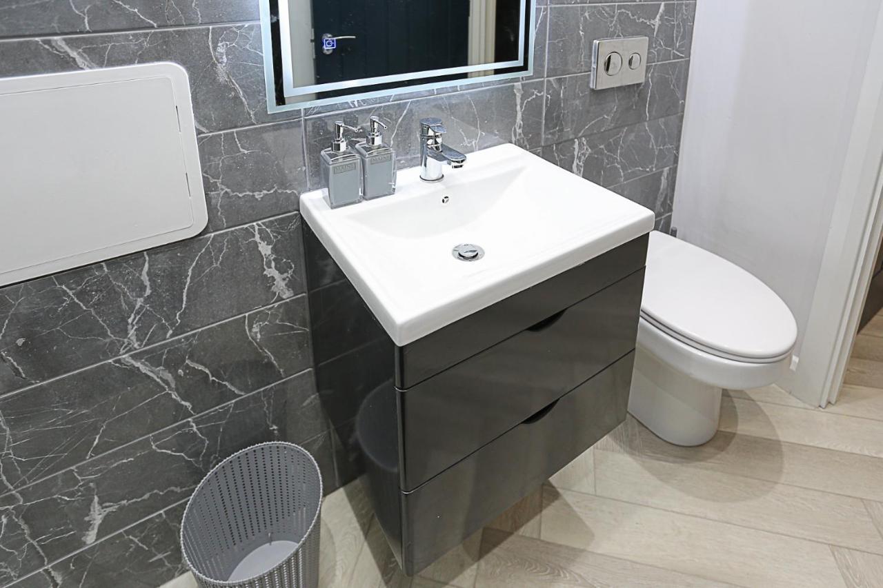 No1 Luxury Service Apartment Belfast
